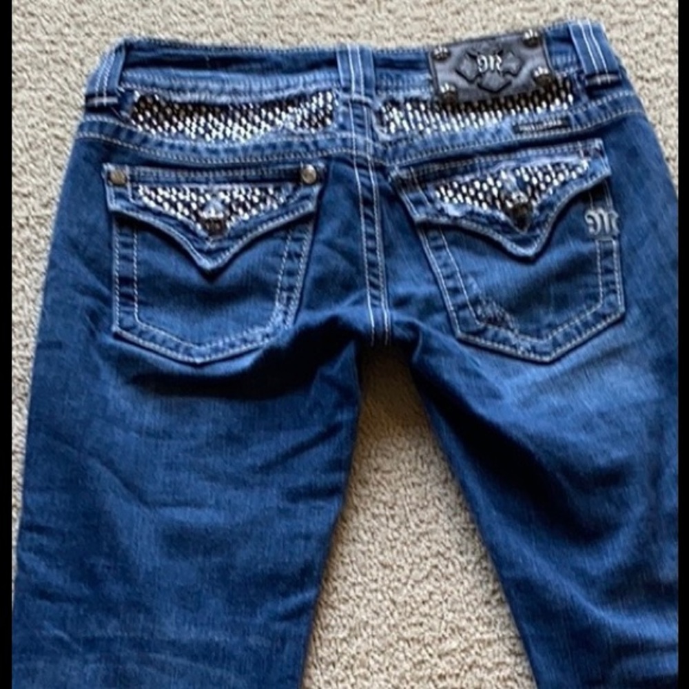 Miss Me Capri Jeans